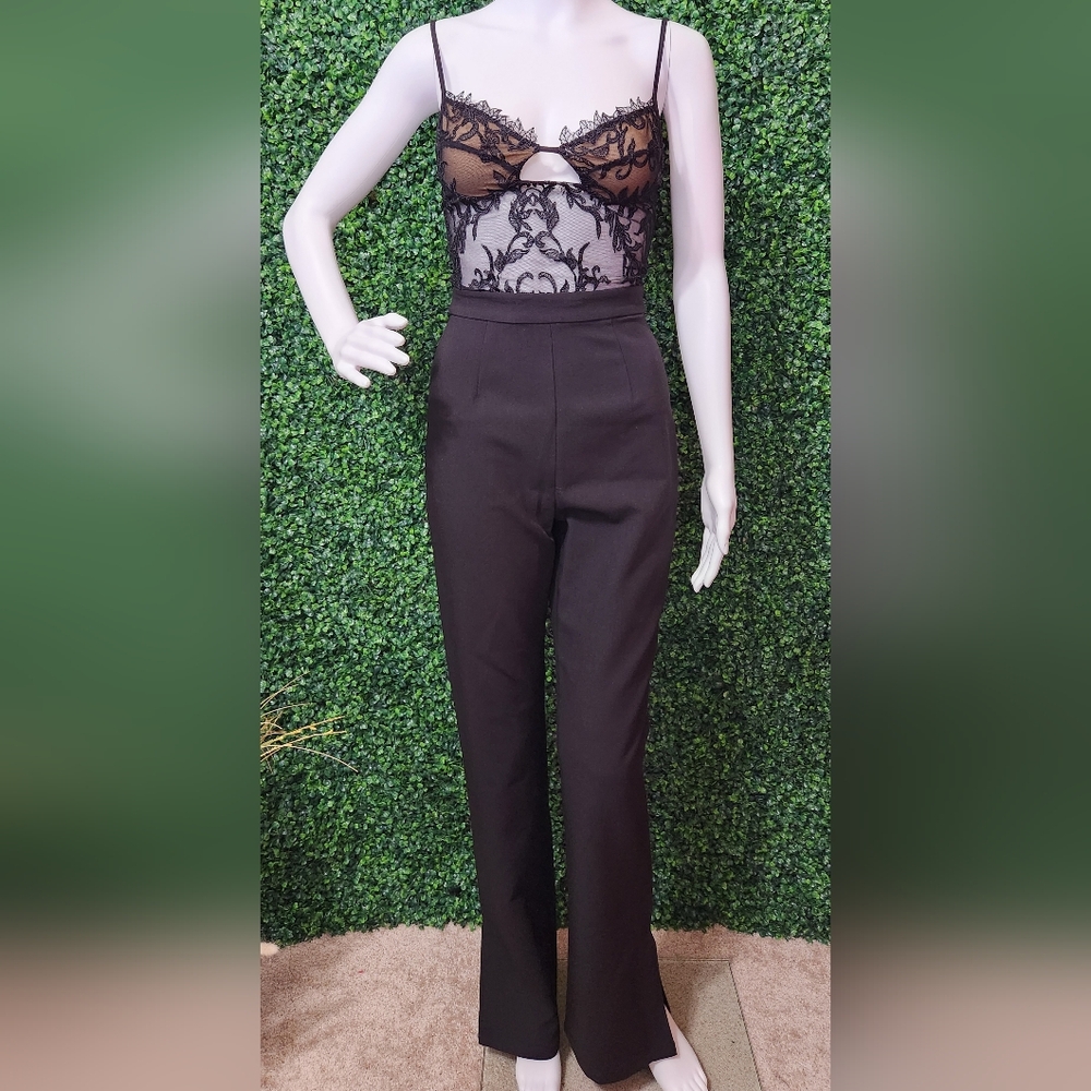 Miss Circle Lace Jumpsuit